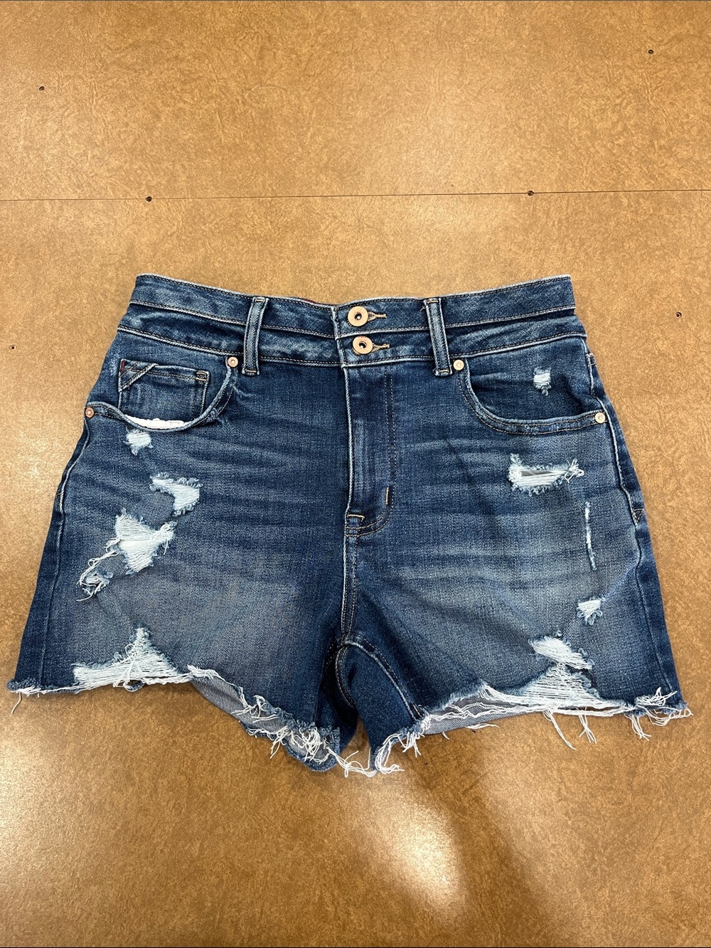 Edgely Women's Dark Blue Distressed High-Rise Raw Hem Denim Shorts • Size 8